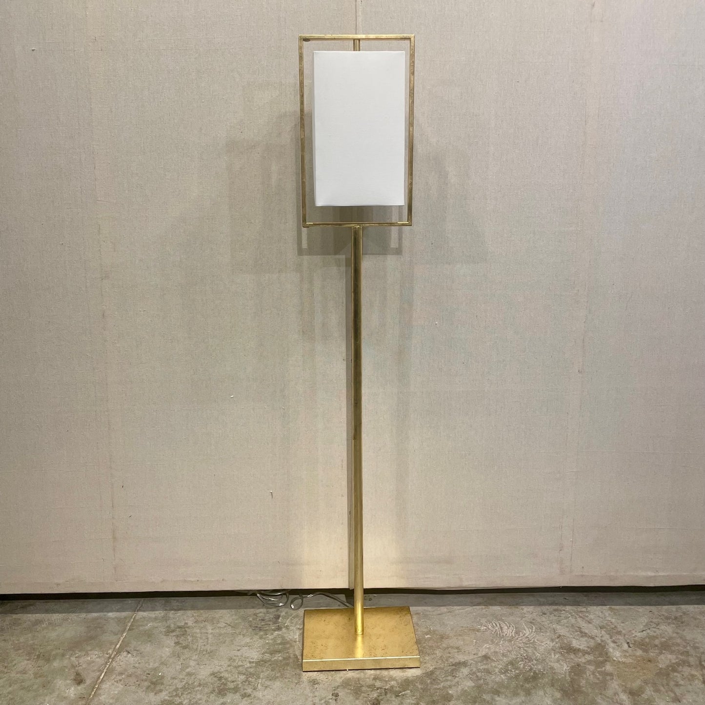 Huxley Floor Lamp, Metal, Black