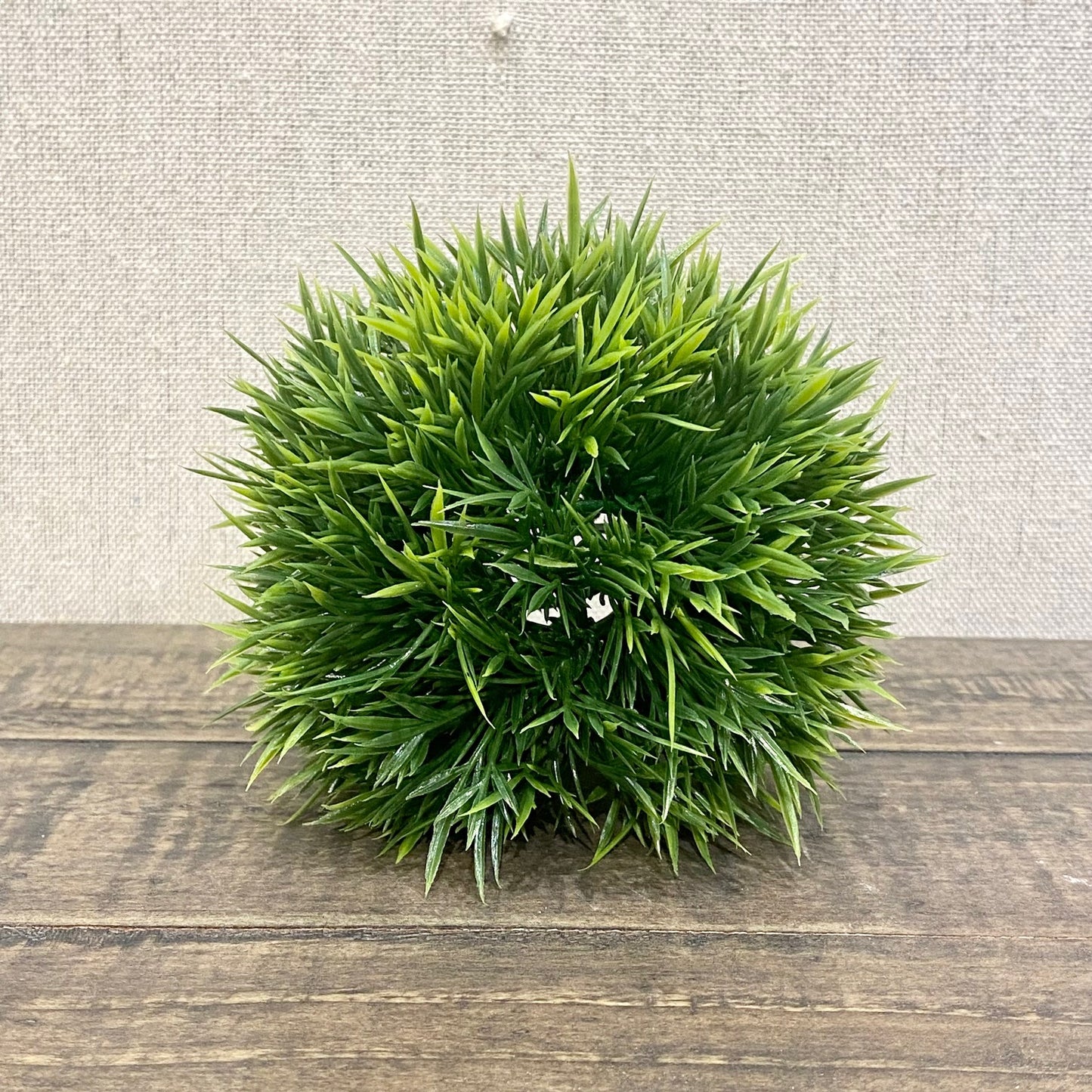 Spike Grass Ball