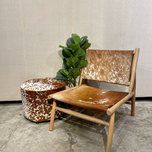 OTTOMANS & POUFS