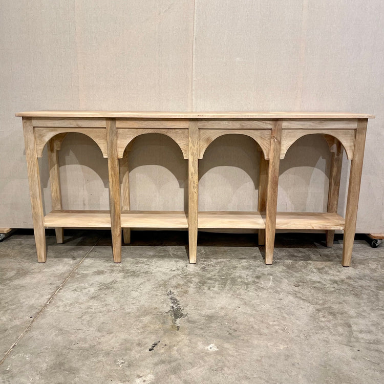 CONSOLE TABLES