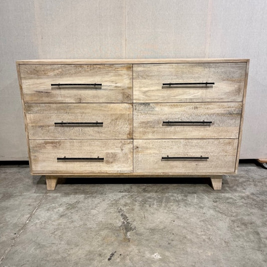 Dresser With 6 Drws