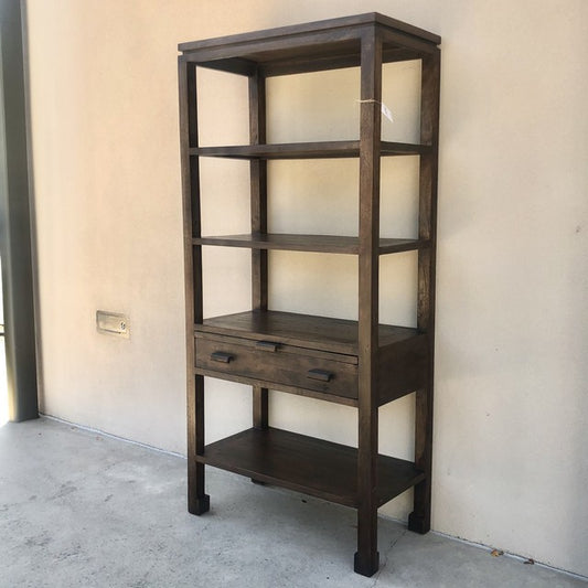 Wilton Shelf