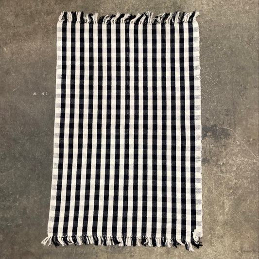 Mawra Black And White Buffalo Print Cotton Throw - 50" X 70"